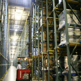 Drive-In Rack Center Aisle View