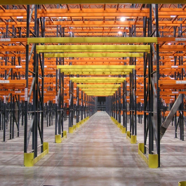 Pallet Rack Walk-Thru