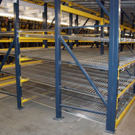 RhinoTrac Gravity Flow Lanes Side View