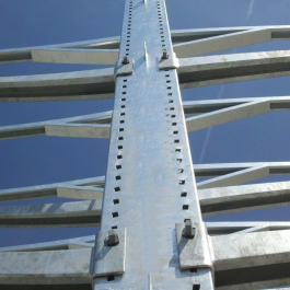 Galvanized-Cantilever-Column