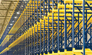 img21 Drive-In Rack Pallet Rails are available with tapered entry to help guide pallets onto the rails.